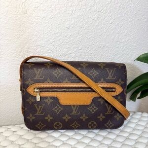 LOUIS VUITTON Saint Germain Crossbody Bag Monogram Canvas